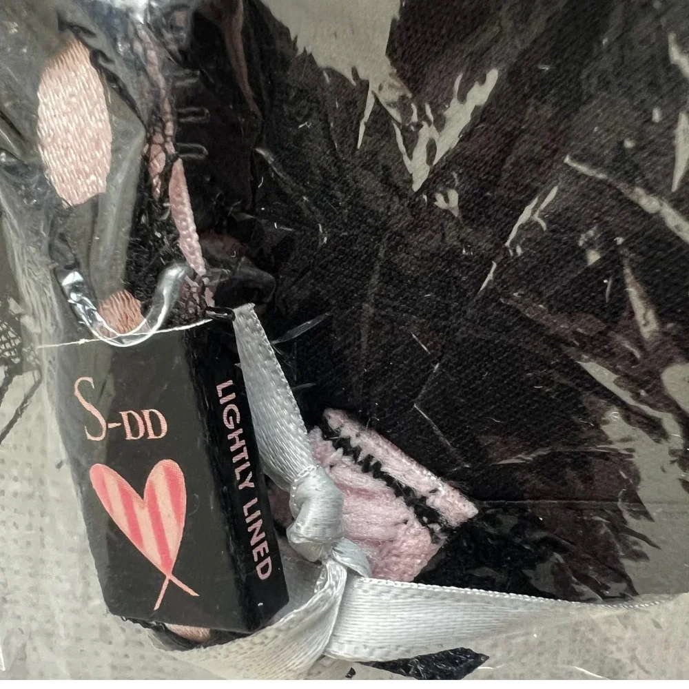 Victoria's Secret Dream Angels Lace Lightly Lined Long Line Bra, S-DD